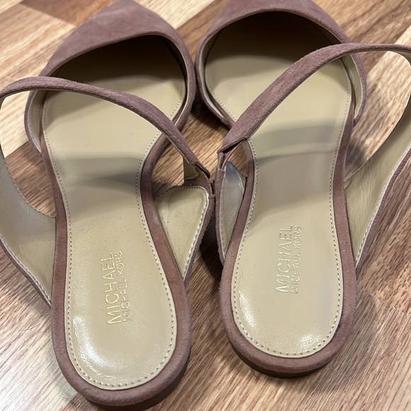 💫Like New💫 Michael Kors Pointed Toe Slip-on Flats - 7.5 - Picture 3 of 6